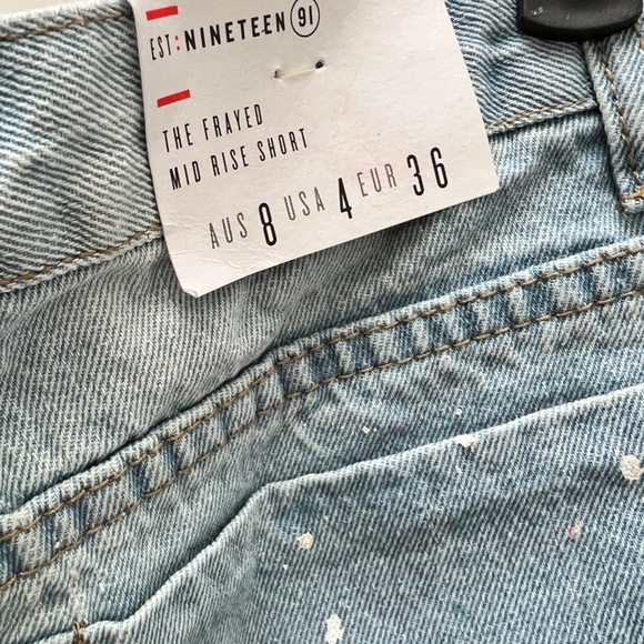 NINETEEN91 JEAN SHORTS SIZE 4 - Picture 3 of 3